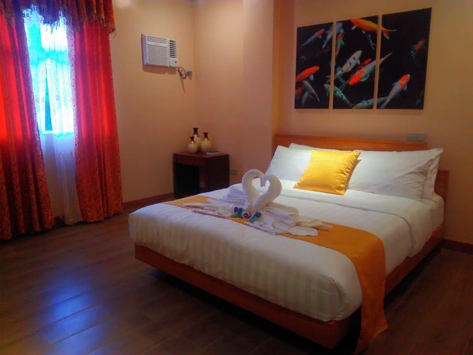 Tabaco Royal Mansion Hotel מראה חיצוני תמונה