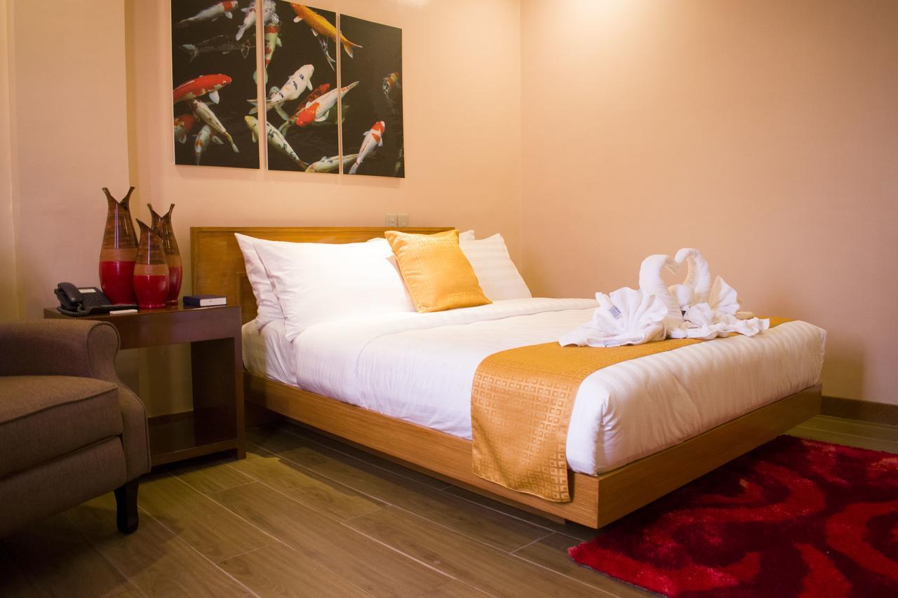 Tabaco Royal Mansion Hotel מראה חיצוני תמונה